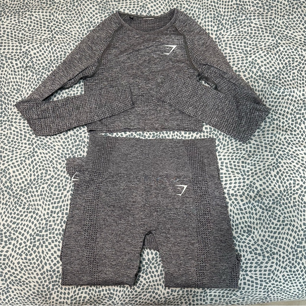 Gymshark set :)